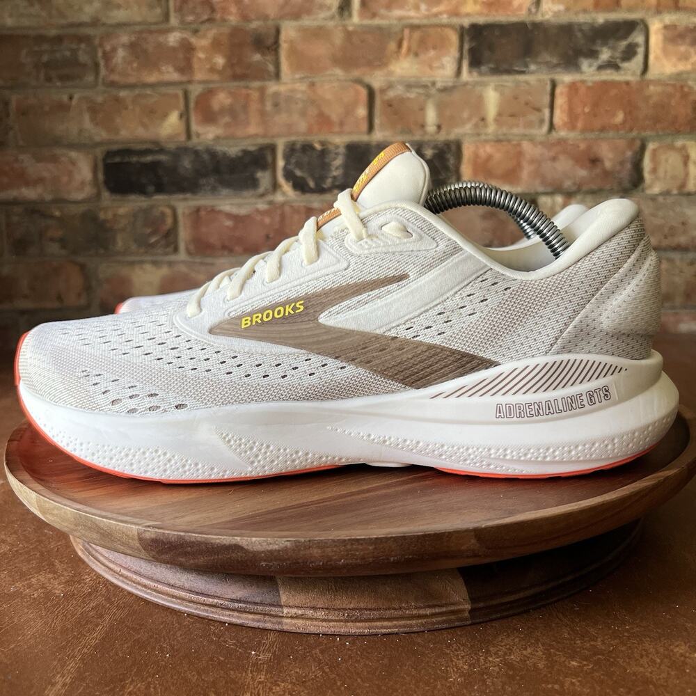 Brooks Adrenaline GTS 24 Supportive Cream Orange Mens 10.5 Running Shoes Sneaker